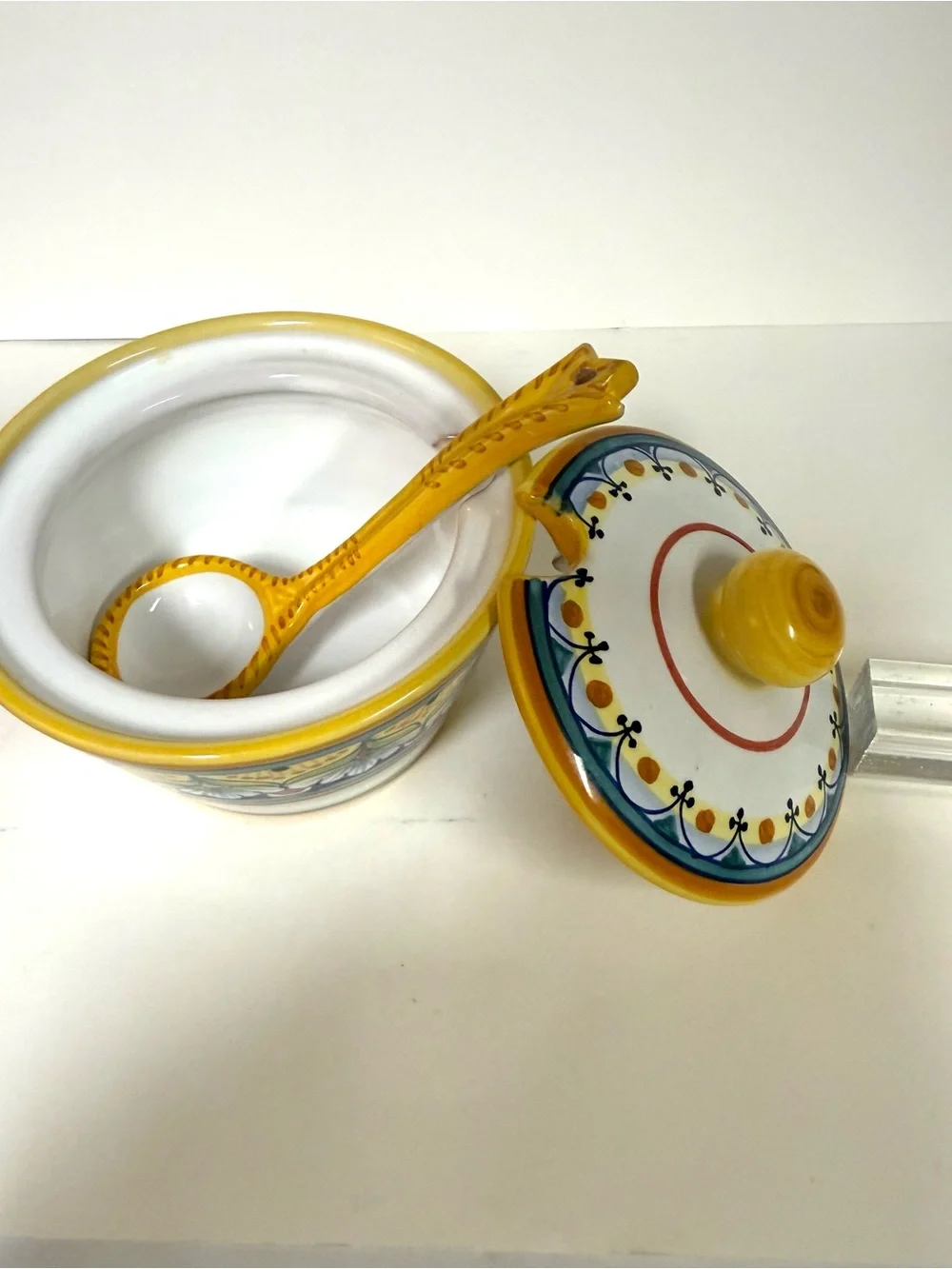 Gialletti Italian Majolica Deruta Pottery jam pot, sugar bowl, condiment jar